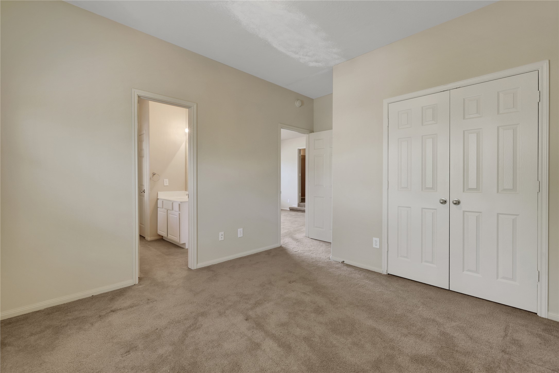 19815 Stanton Lake Drive Cypress, TX 77433 - Photo 33 of 50 a view of an empty room and closet area