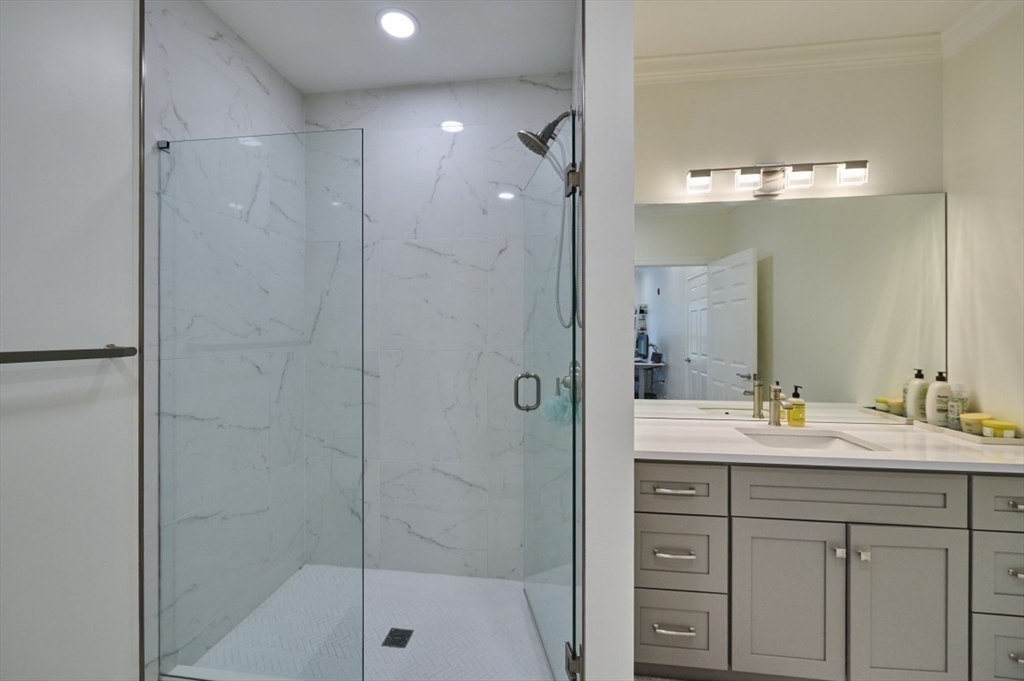 35 Commonwealth Avenue, Unit 103 Newton, MA 02467 - Photo 14 of 27