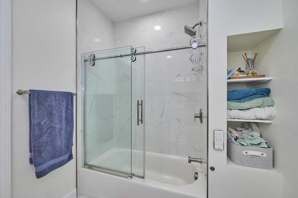 35 Commonwealth Avenue, Unit 103 Newton, MA 02467 - Photo 18 of 27
