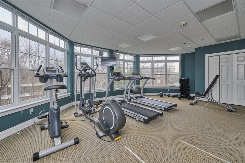 35 Commonwealth Avenue, Unit 103 Newton, MA 02467 - Photo 22 of 27