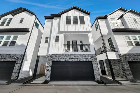 $345,000 | 723 Marcella Street, Unit A, Houston, TX 77091