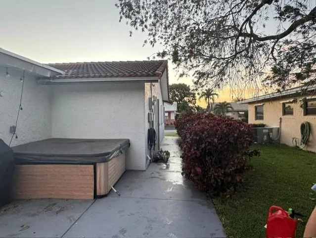 $480,000 | 7610 Northwest 66th Terrace, Tamarac, FL 33321