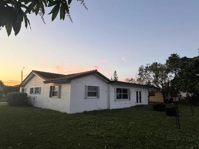 $480,000 | 7610 Northwest 66th Terrace, Tamarac, FL 33321