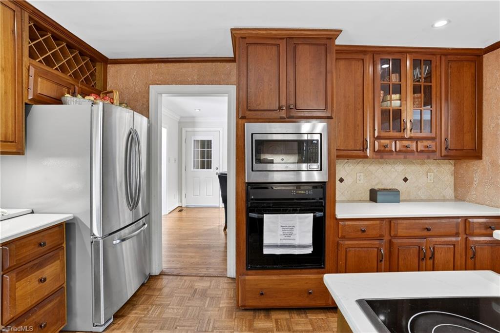 1319 Heathcliff Court High Point, NC 27262 - Photo 15 of 49
