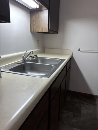 $861 | 109 North 4th Avenue, Unit 5, Parkers Prairie, MN 56361