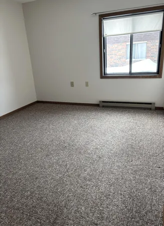 $861 | 109 North 4th Avenue, Unit 5, Parkers Prairie, MN 56361