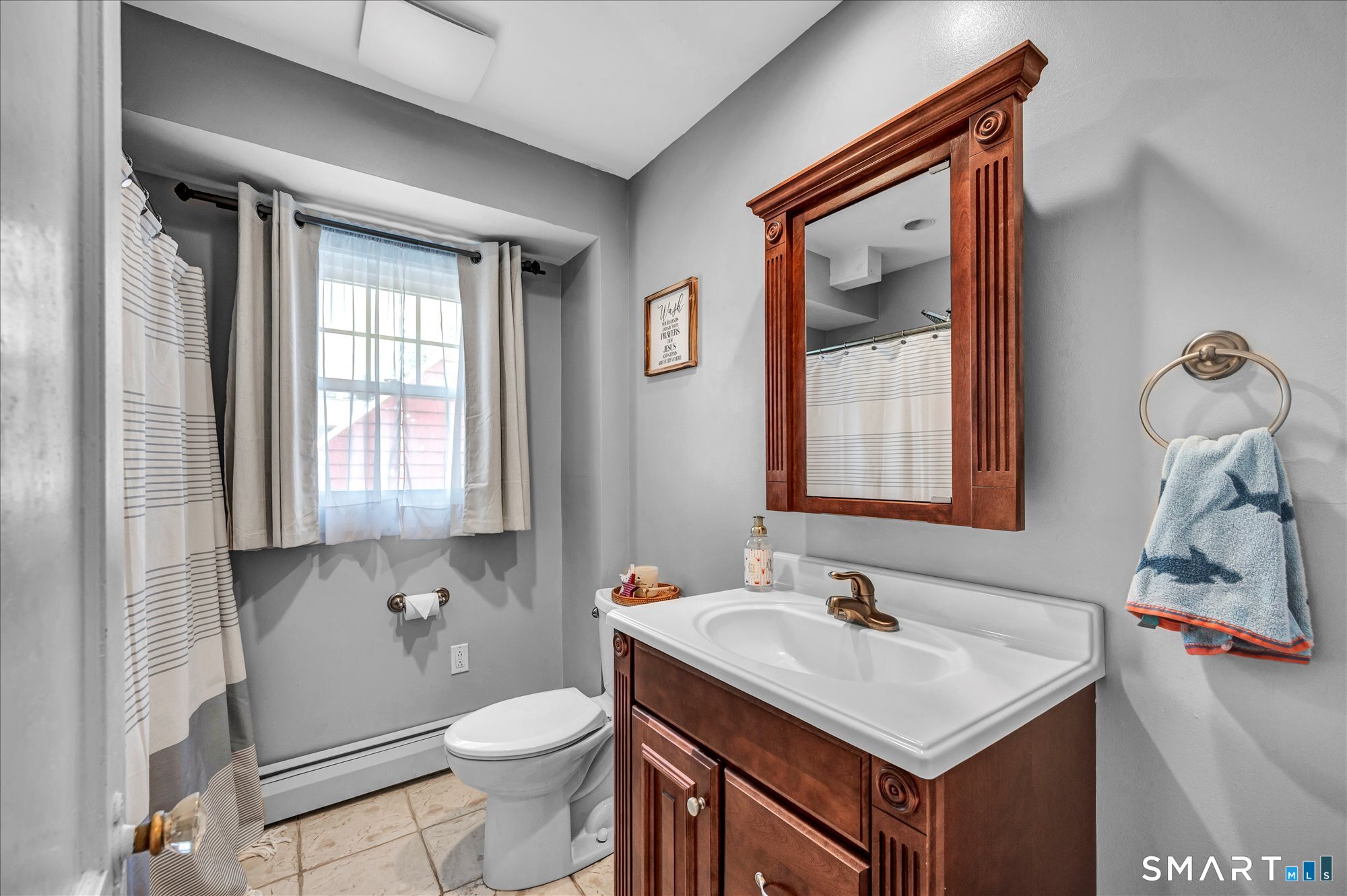 32 Franklin Road Cromwell, CT 06416 - Photo 16 of 40 1st Floor: Full Bathroom 2 of 3 Full Bathrooms