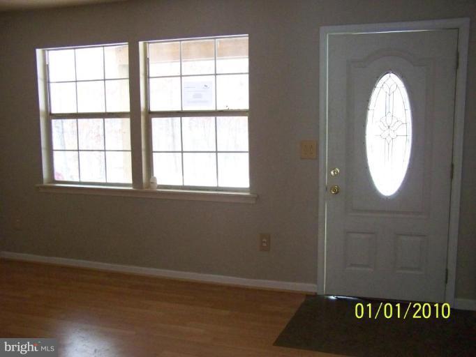 17377 Waterloo Road Amissville, VA 20106 - Photo 8 of 9 Living Room #2