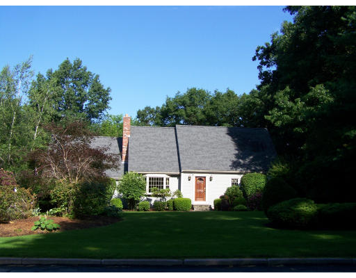 1 Daniels Road Mendon, MA 01756 - Photo 1 of 19 Gallery Image 1