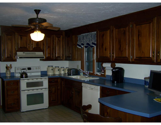 1 Daniels Road Mendon, MA 01756 - Photo 15 of 19 Gallery Image 15