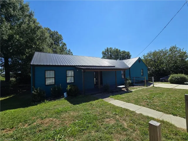 $2,000 | 503 Lowdermilk Street, Greensboro, NC 27401