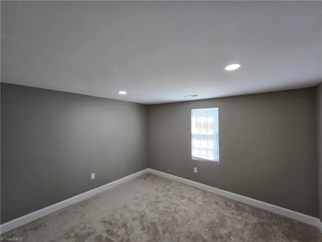 $2,000 | 503 Lowdermilk Street, Greensboro, NC 27401