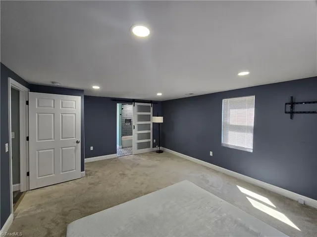 $2,000 | 503 Lowdermilk Street, Greensboro, NC 27401