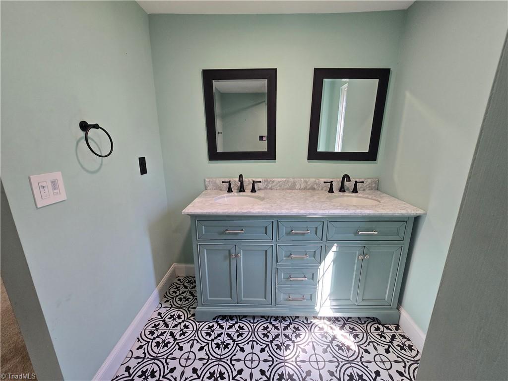 503 Lowdermilk Street Greensboro, NC 27401 - Photo 22 of 23