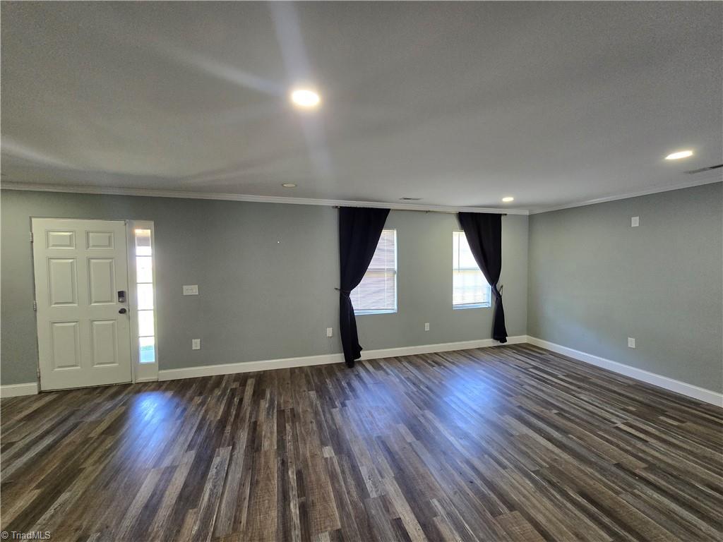 503 Lowdermilk Street Greensboro, NC 27401 - Photo 4 of 23