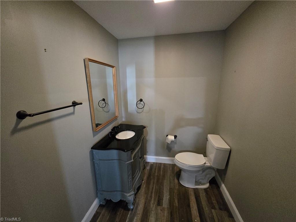 503 Lowdermilk Street Greensboro, NC 27401 - Photo 5 of 23