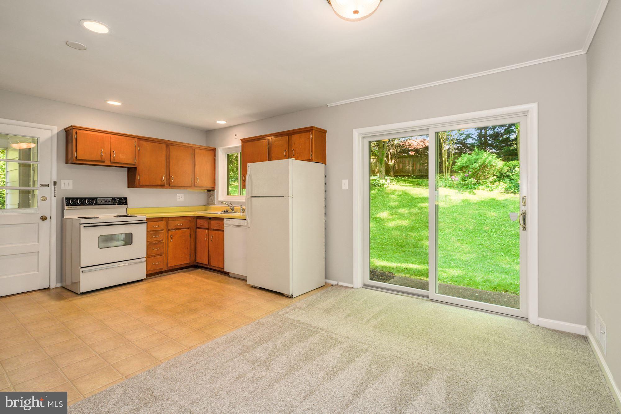 7601 Cosgrove Place Springfield, VA 22151 - Photo 8 of 27 Gallery Image 8