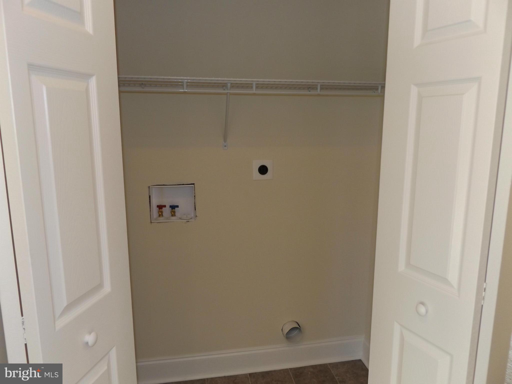 354 Poplar Road Essex, MD 21221 - Photo 22 of 28 Interior (General)