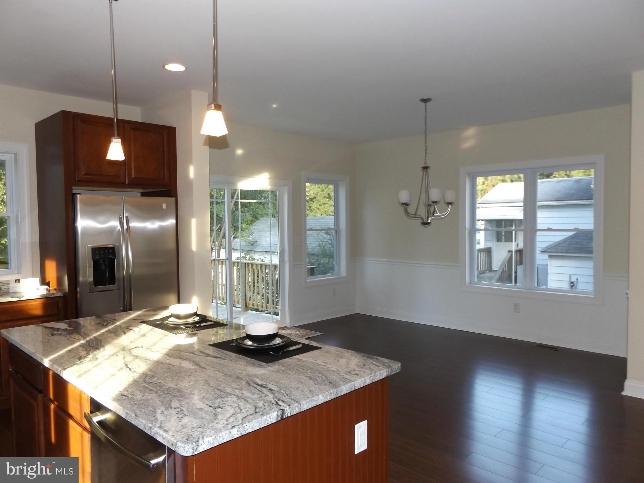 354 Poplar Road Essex, MD 21221 - Photo 6 of 28 Dining Room