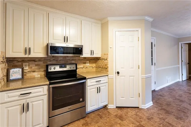 $474,900 | 184 Wildflower Drive, Social Circle, GA 30025