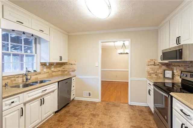 $474,900 | 184 Wildflower Drive, Social Circle, GA 30025