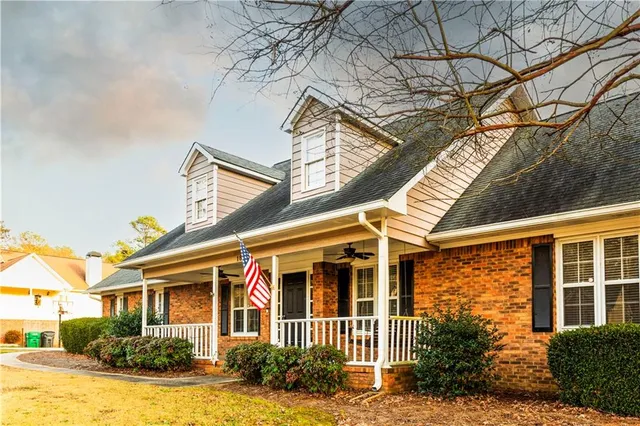 $474,900 | 184 Wildflower Drive, Social Circle, GA 30025