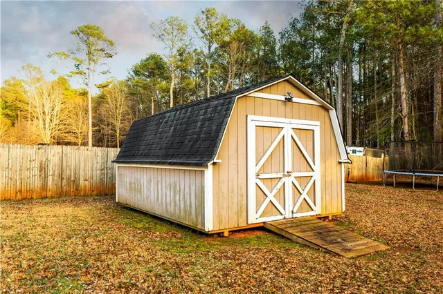 $474,900 | 184 Wildflower Drive, Social Circle, GA 30025