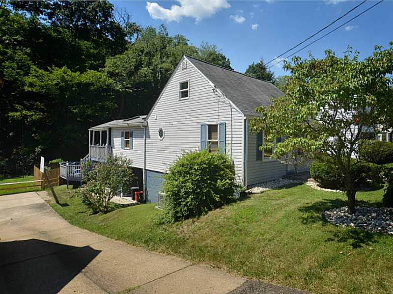 1032 Universal Road Penn Hills, PA 15235 - Photo 2 of 20 Exterior Front.