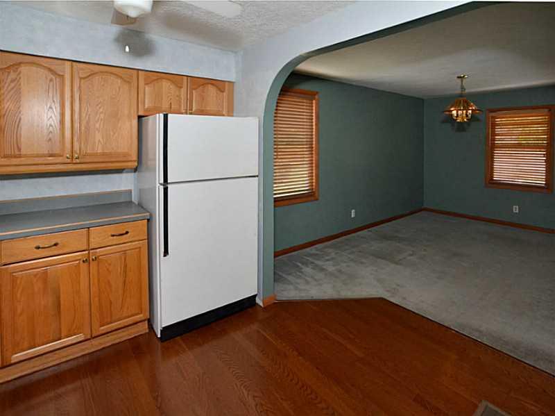 1032 Universal Road Penn Hills, PA 15235 - Photo 7 of 20 Kitchen.