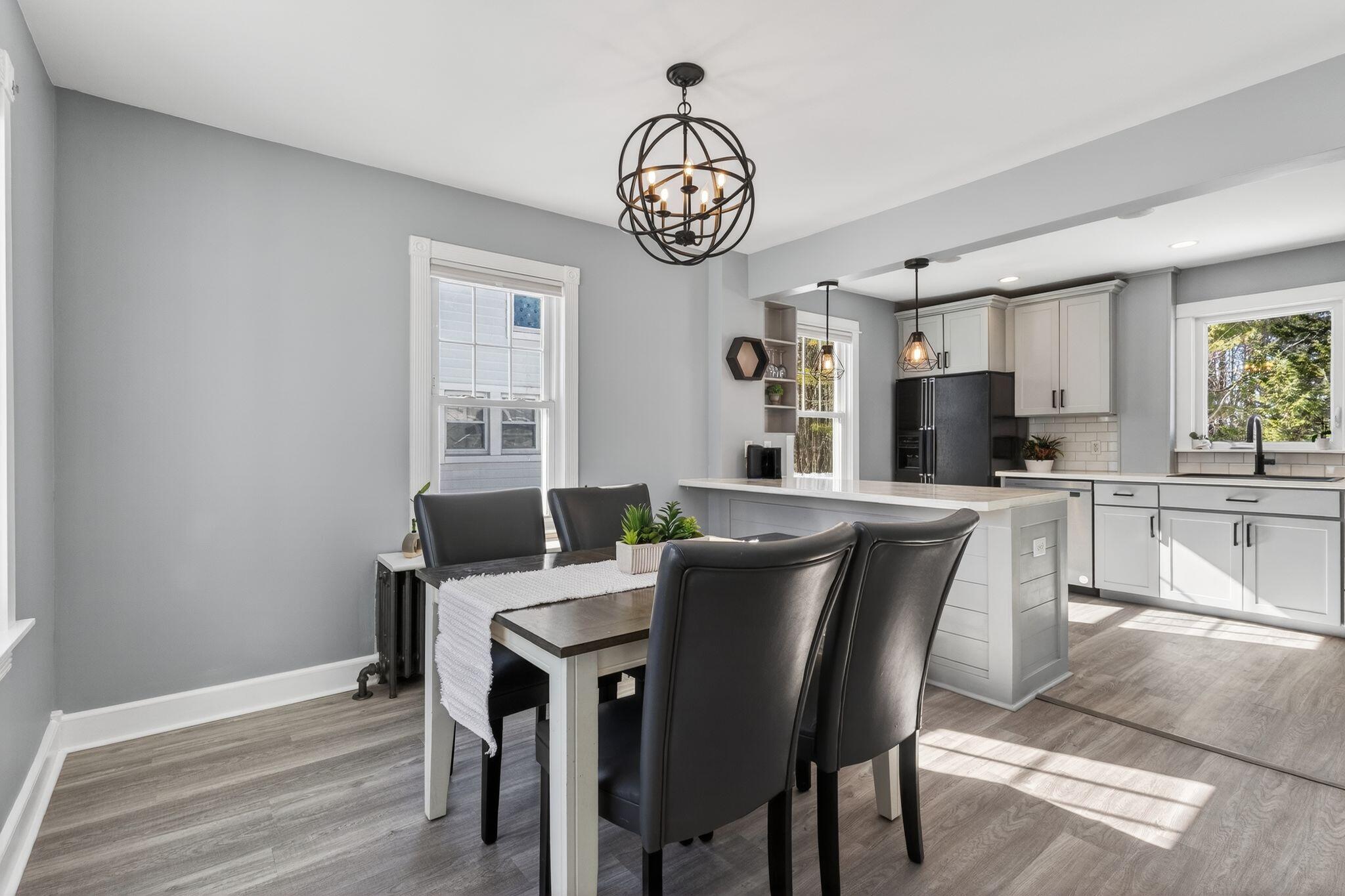 858 Riverside Street Portland, ME 04103 - Photo 14 of 35 858_Riverside_St_023