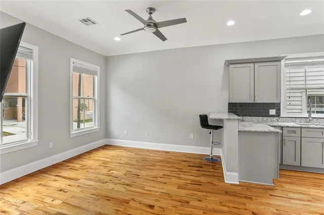 $1,800 | 2111 Chippewa Street, New Orleans, LA 70130