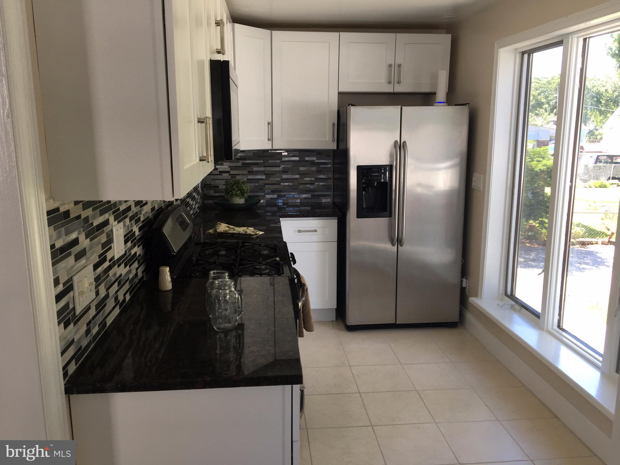 342 Maple Avenue Baltimore, MD 21221 - Photo 13 of 24 Kitchen