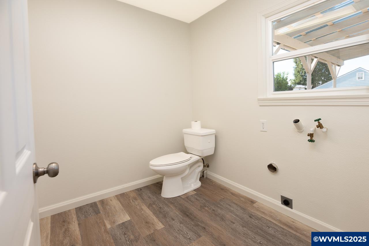 742 Walnut Street Lebanon, OR 97355 - Photo 19 of 42 Gallery Image 19
