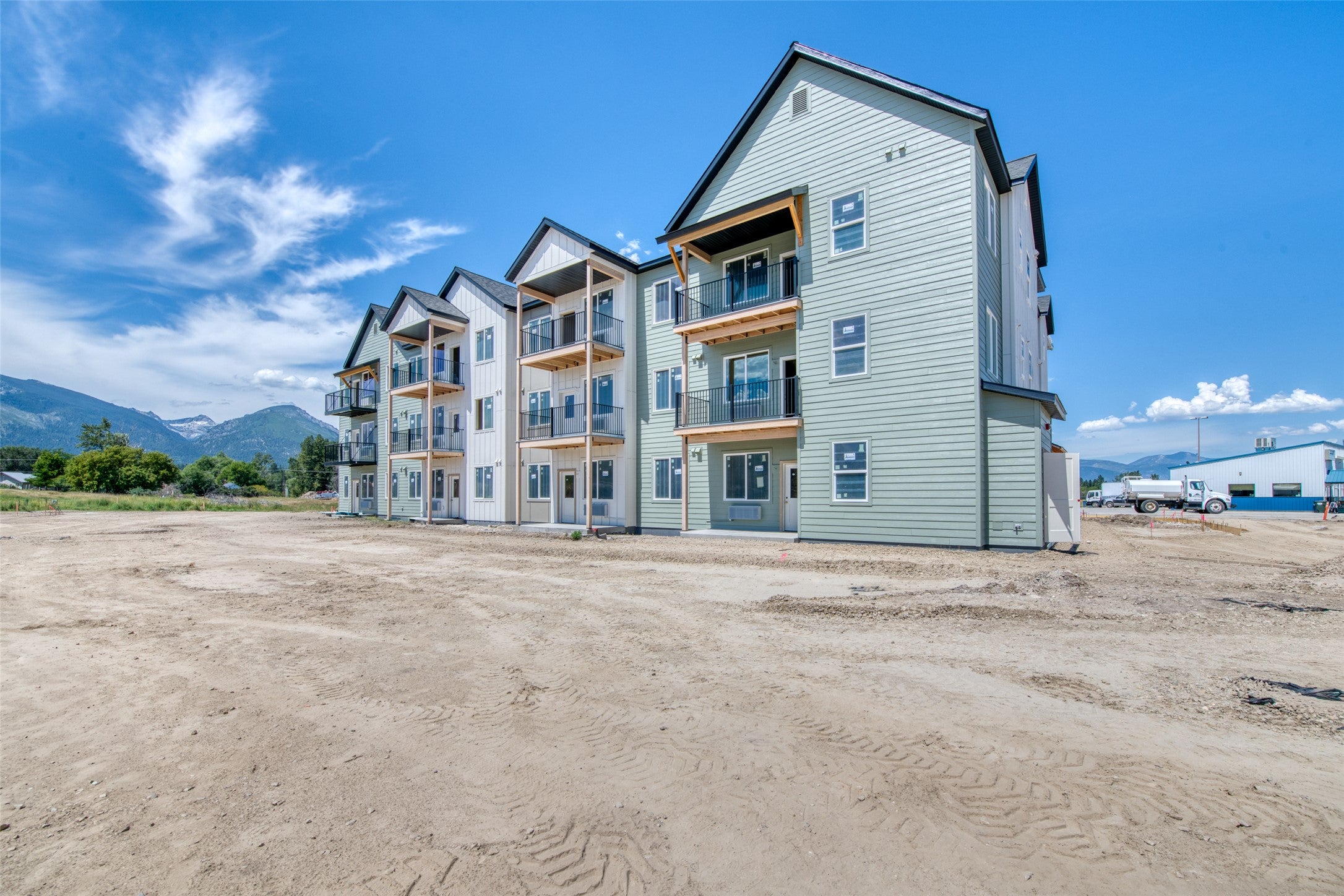 159 Cyn Fls Way, Unit 307 Hamilton, MT 59840 - Photo 3 of 51 Gallery Image 3