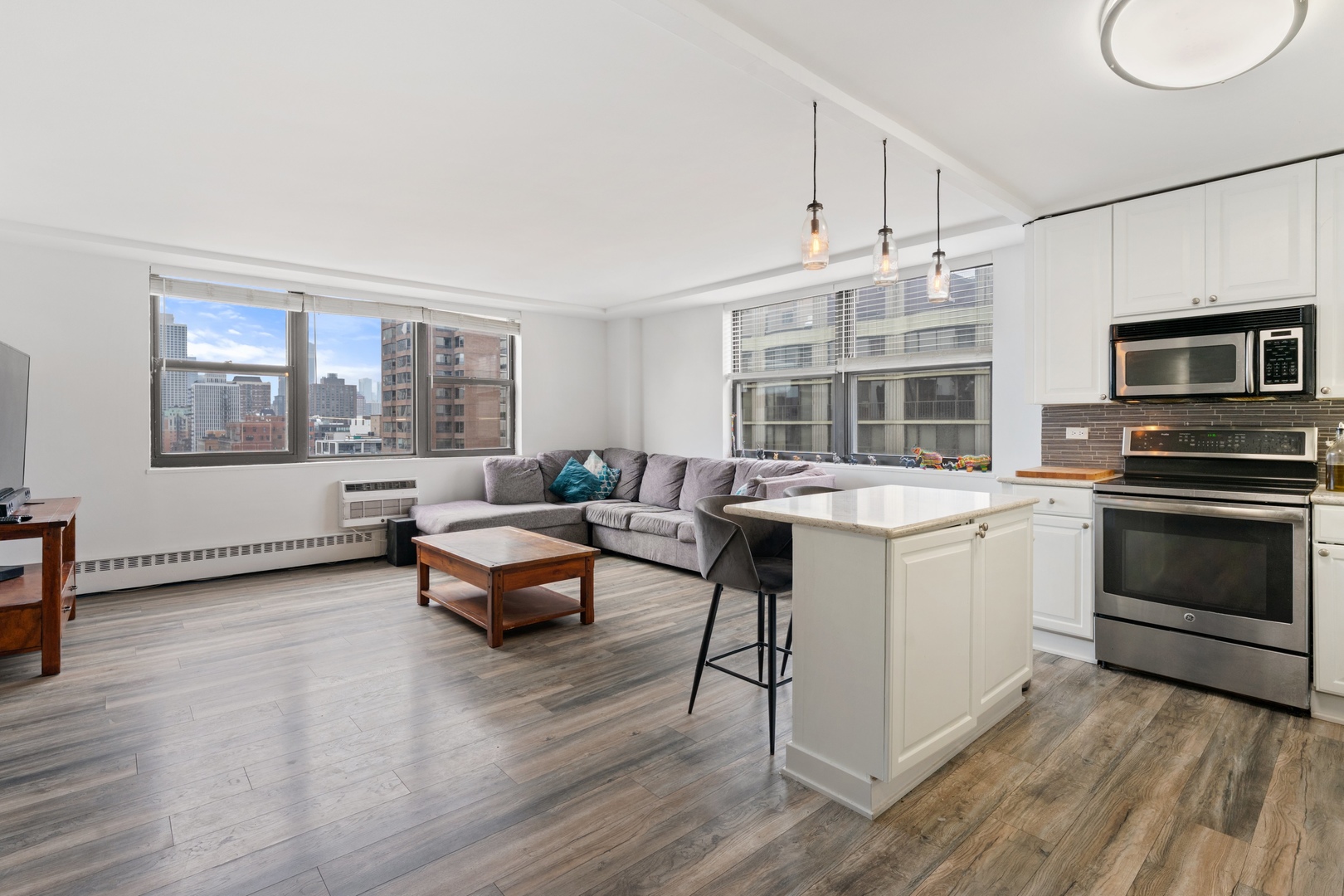 1445 North State Parkway, Unit 1904 Chicago, IL 60610 - Photo 7 of 36