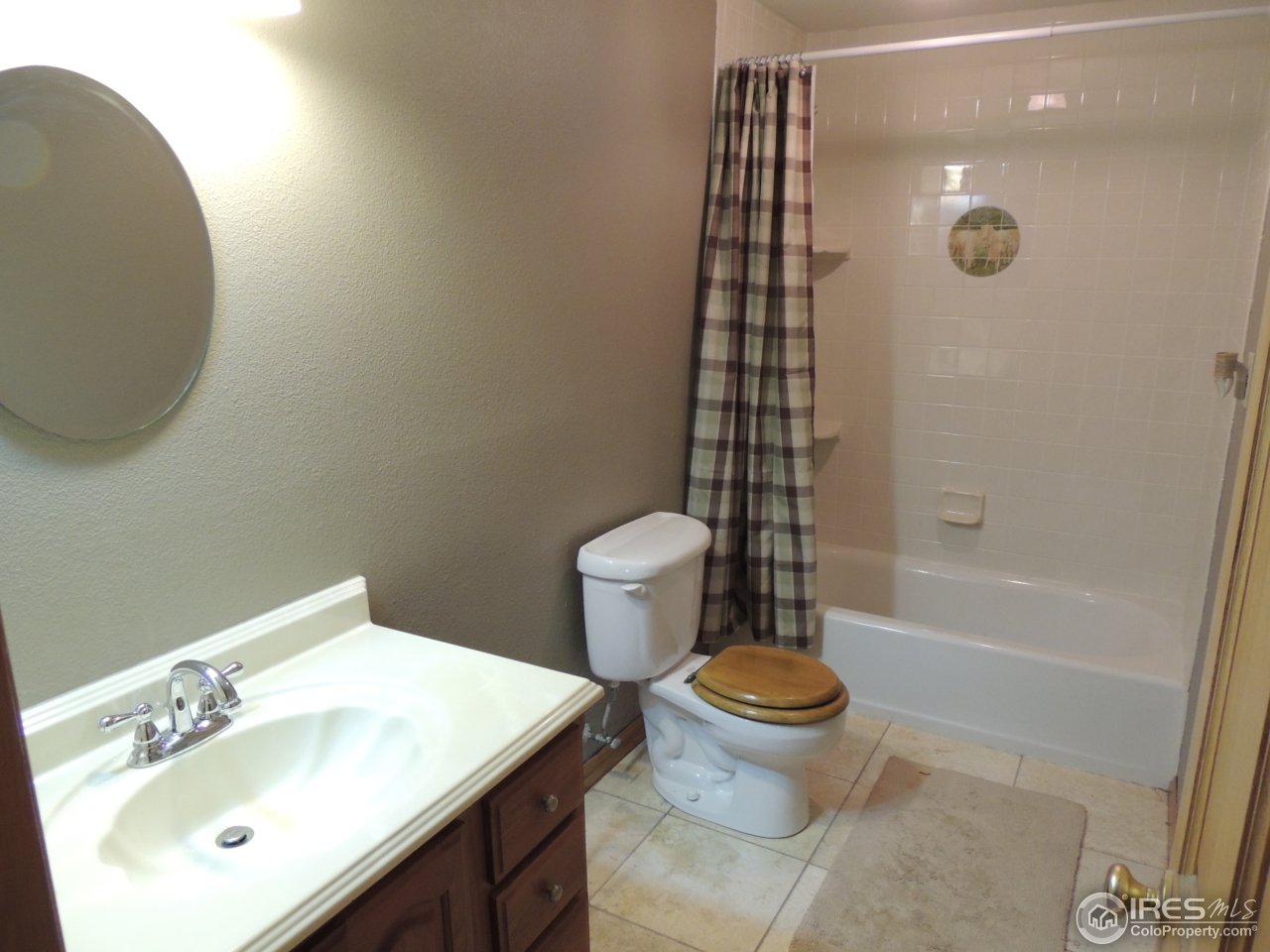 308 Westview Road Erie, CO 80516 - Photo 15 of 24 Bathroom 3
