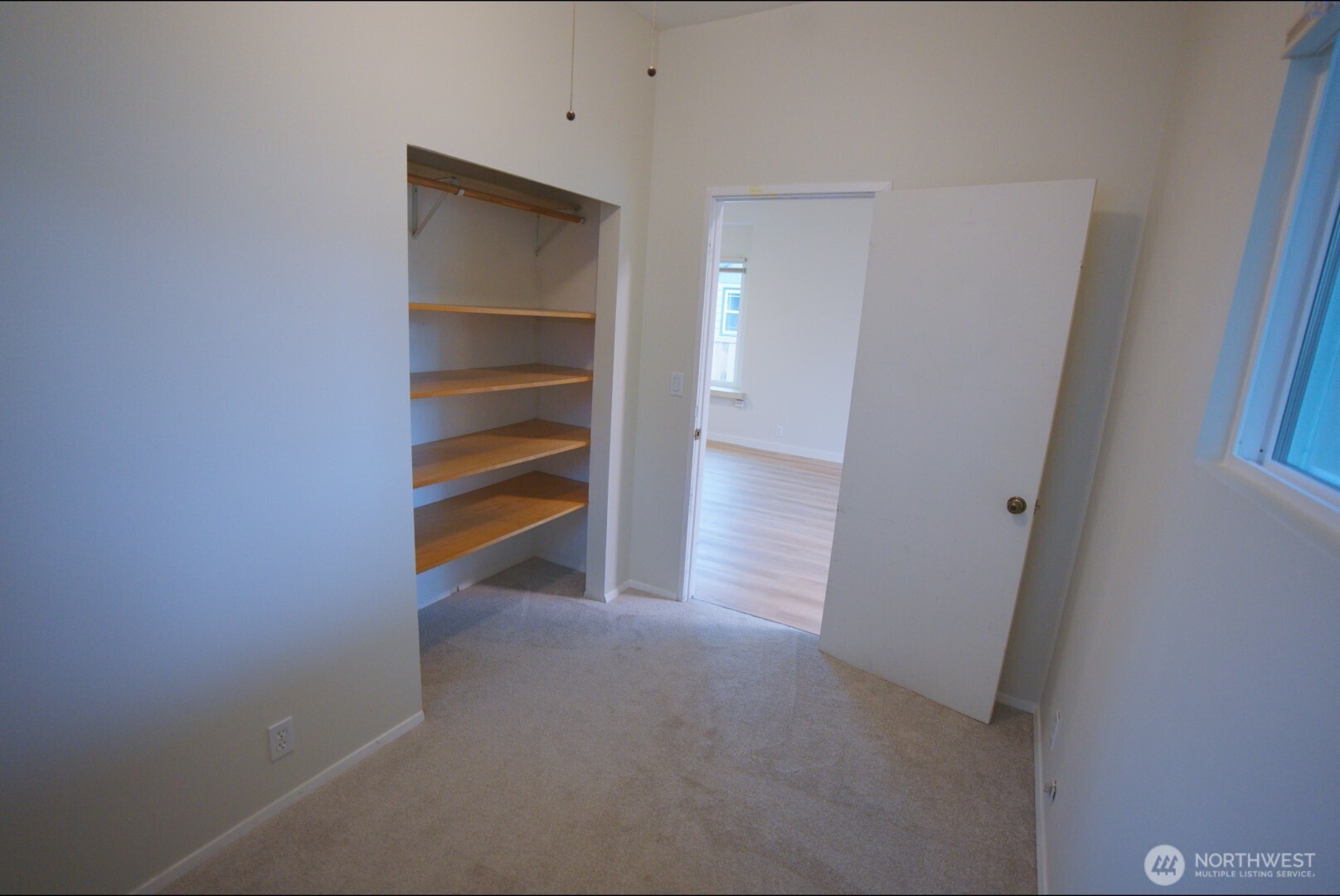 2313 Maple Street Everett, WA 98201 - Photo 6 of 24