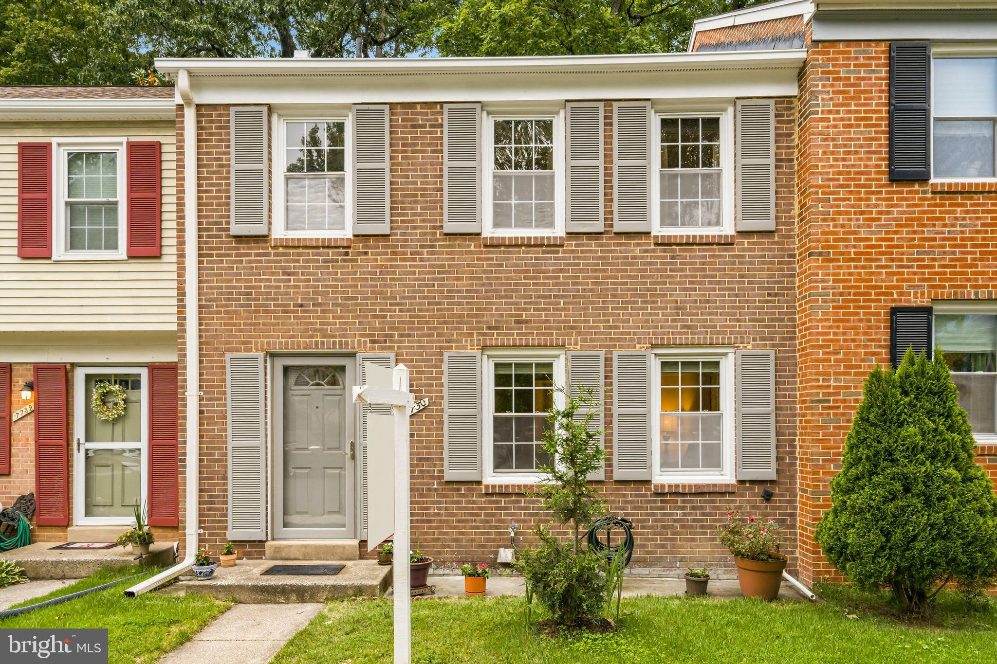 7730 Brandeis Way Springfield, VA 22153 - Photo 2 of 35