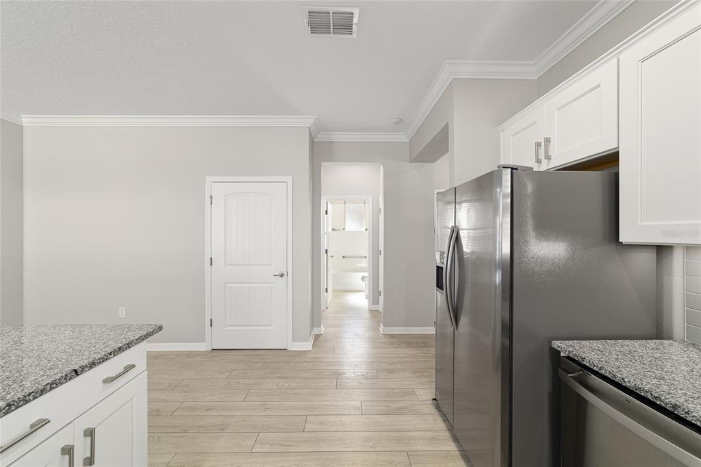 9313 Southwest 102nd Terrace Road Ocala, FL 34481 - Photo 32 of 63