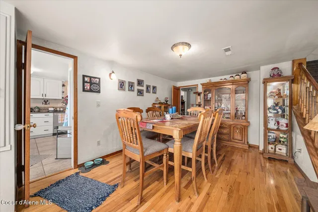 $699,000 | 105 Lehigh Avenue, Metaline Falls, WA 99153