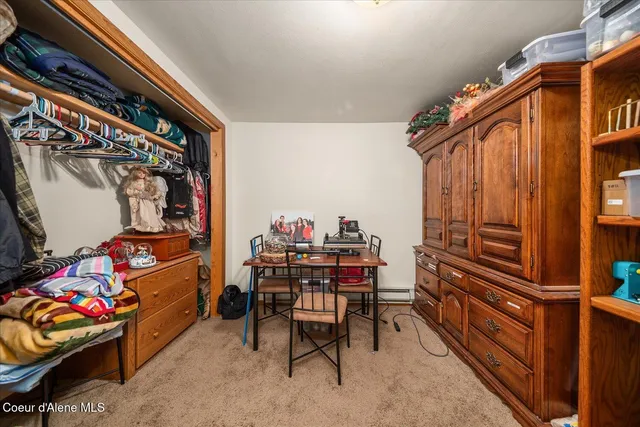 $699,000 | 105 Lehigh Avenue, Metaline Falls, WA 99153