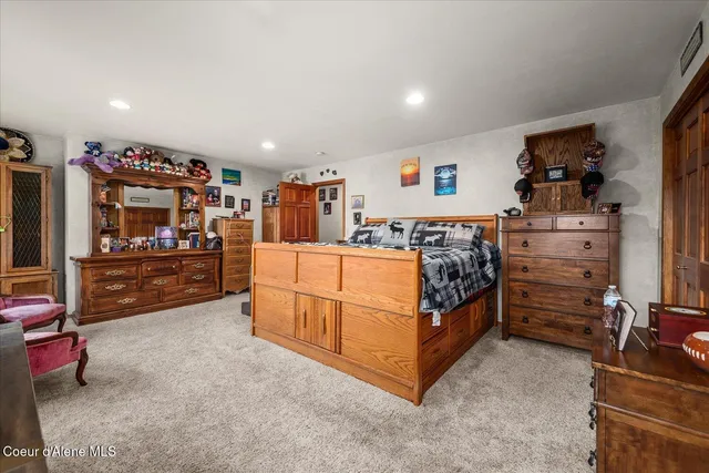 $699,000 | 105 Lehigh Avenue, Metaline Falls, WA 99153