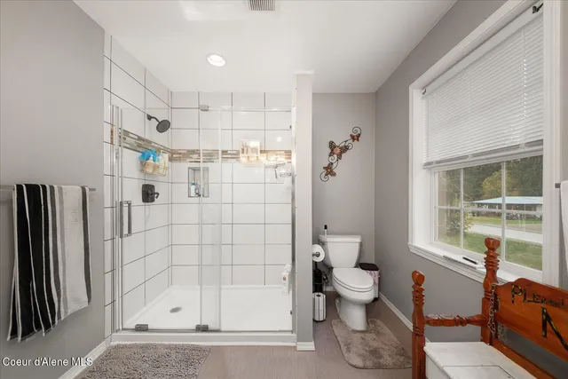 $699,000 | 105 Lehigh Avenue, Metaline Falls, WA 99153