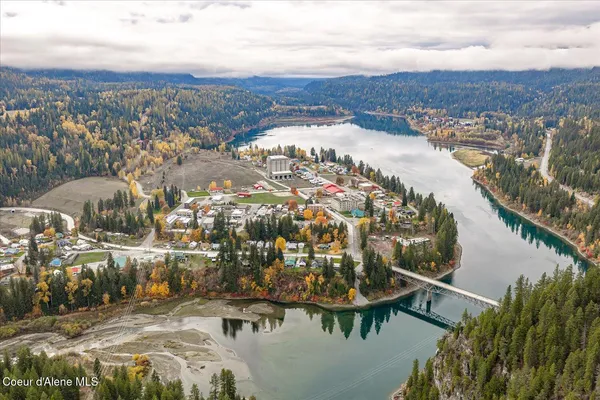 $649,000 | 105 Lehigh Avenue, Metaline Falls, WA 99153