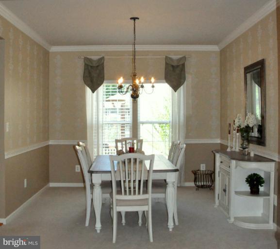 14461 Clubhouse Road Gainesville, VA 20155 - Photo 11 of 22 Dining Room