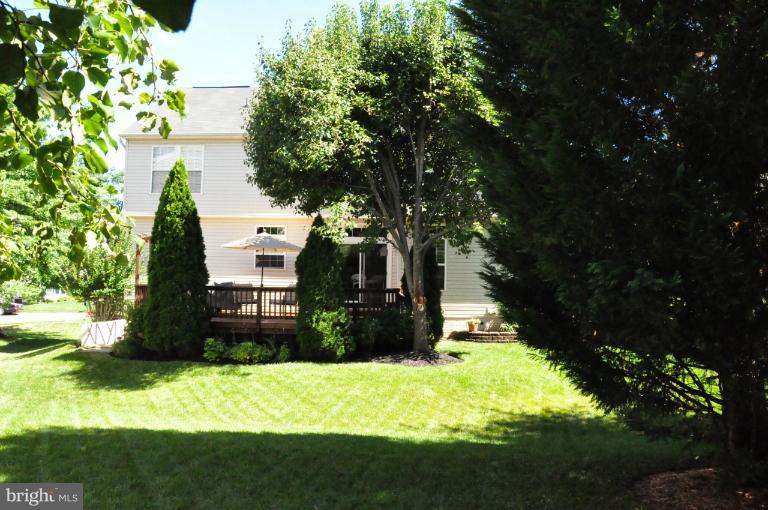 14461 Clubhouse Road Gainesville, VA 20155 - Photo 15 of 22 Exterior (Rear)