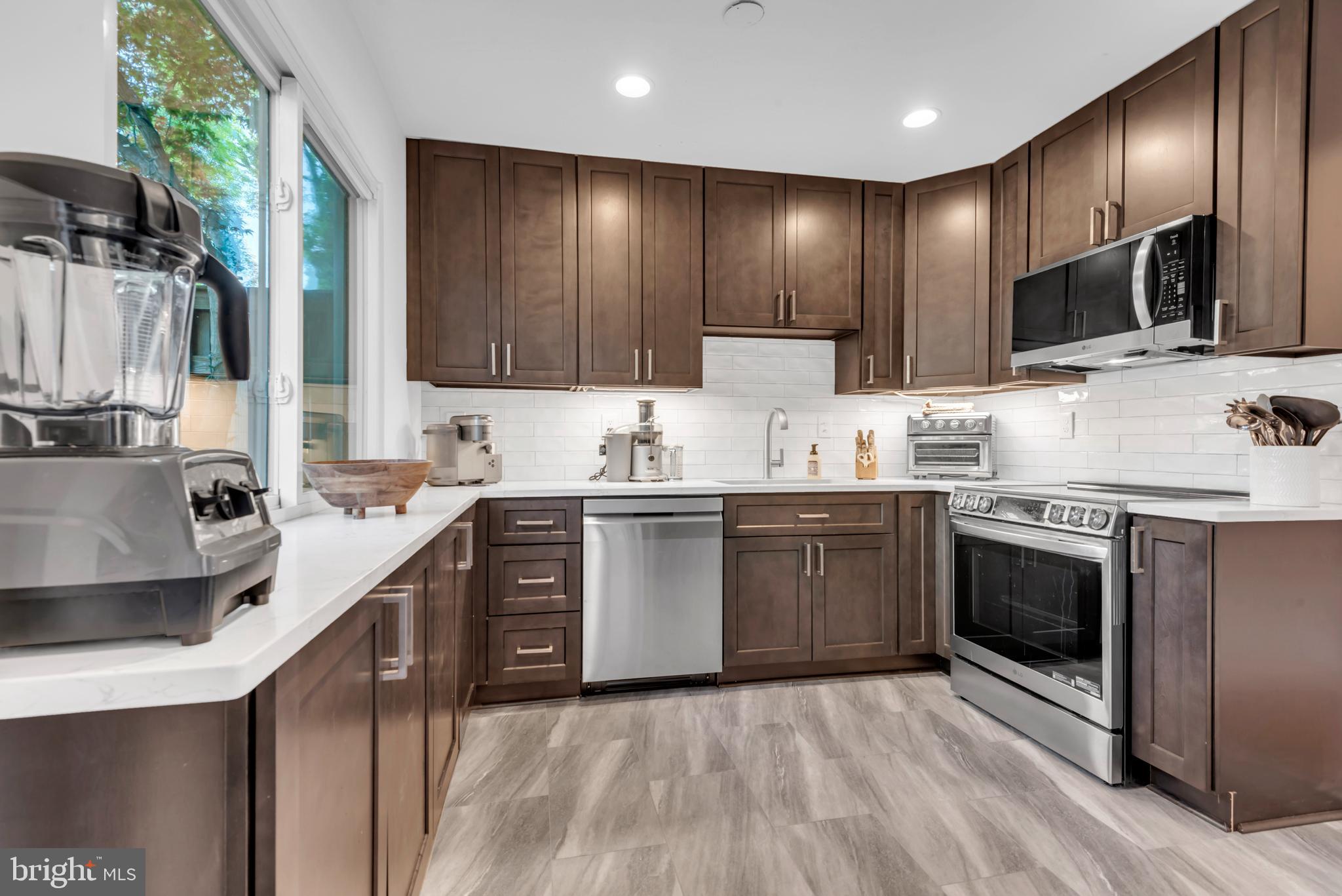 1052 Cedar Ridge Court Annapolis, MD 21403 - Photo 13 of 42 Perfect for any chef