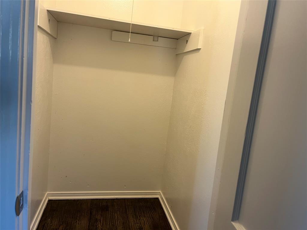 1500 Grace Street Arlington, TX 76010 - Photo 8 of 10