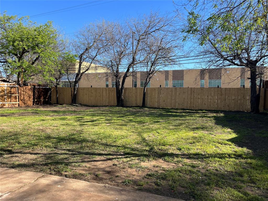 1500 Grace Street Arlington, TX 76010 - Photo 10 of 10