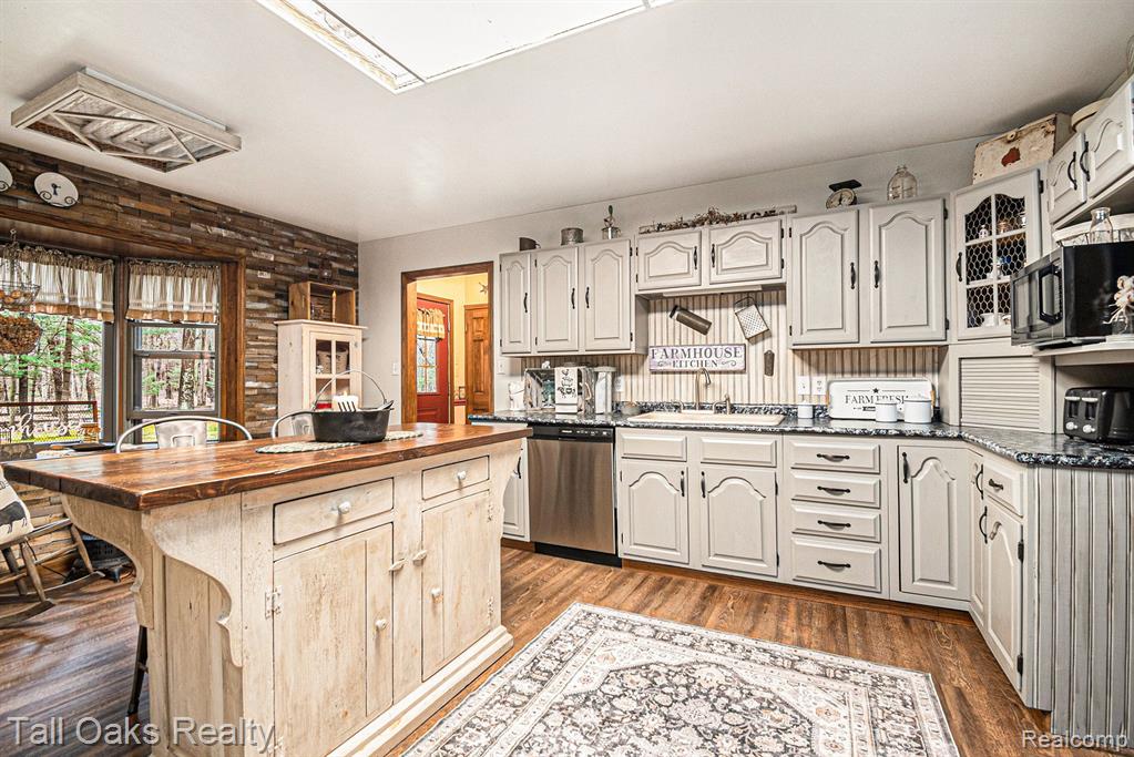 12235 Ithaca Road St. Charles, MI 48655 - Photo 7 of 25